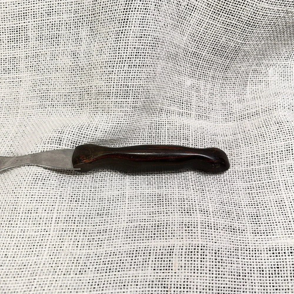 Cutco No 1027 Carving Fork Brown Handle Made‎ in USA Kitchen Utensil